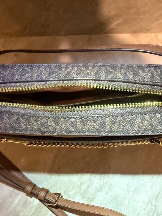 NWOT Michael Kors Jet Set Large Logo Crossbody Bag - Picture 4 of 7